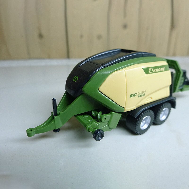1/87 Scale for Krone Big Pack 1290 Hay baler Agricultural machinery Truck Diecast Alloy Metal Model Collection Toy 1/87 Scale for Krone Big Pack 1290 Hay baler Agricultural machinery Truck Diecast Alloy Metal Model Collection Toy