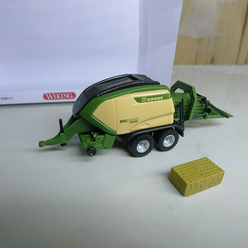 1/87 Scale for Krone Big Pack 1290 Hay baler Agricultural machinery Truck Diecast Alloy Metal Model Collection Toy 1/87 Scale for Krone Big Pack 1290 Hay baler Agricultural machinery Truck Diecast Alloy Metal Model Collection Toy