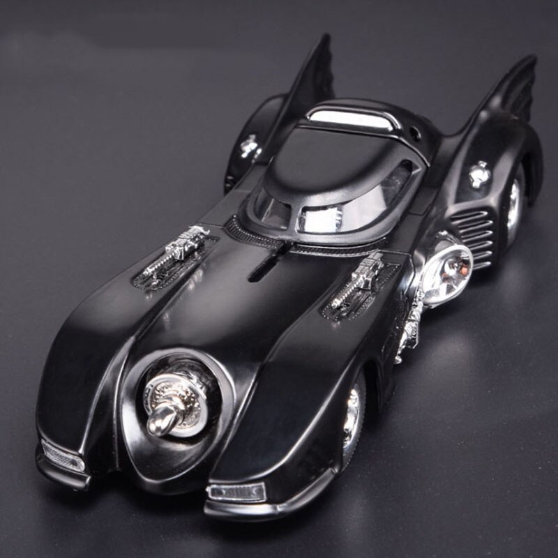 1:32 scale Alloy pull back Chariot model toy Sale High simulation Black Classic bat classic car model collection display 1:32 scale Alloy pull back Chariot model toy Sale High simulation Black Classic bat classic car model collection display