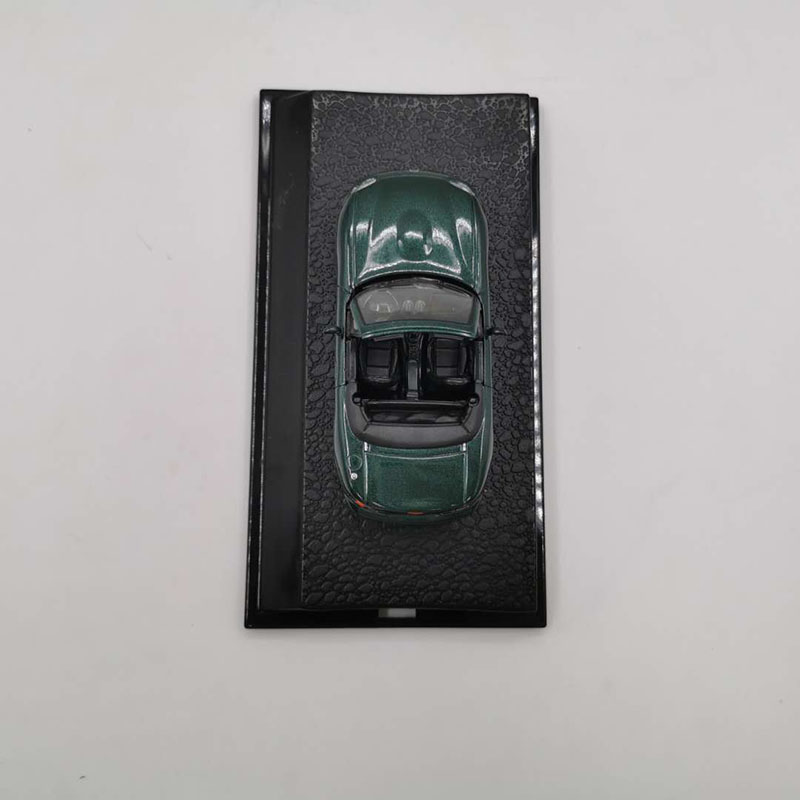 1:43 Scale Metal Alloy Mazda MX-5 Sports Car Auto Model Car Alloy Diecast Toy Vehicle Car Model Collectable 1:43 Scale Metal Alloy Mazda MX-5 Sports Car Auto Model Car Alloy Diecast Toy Vehicle Car Model Collectable