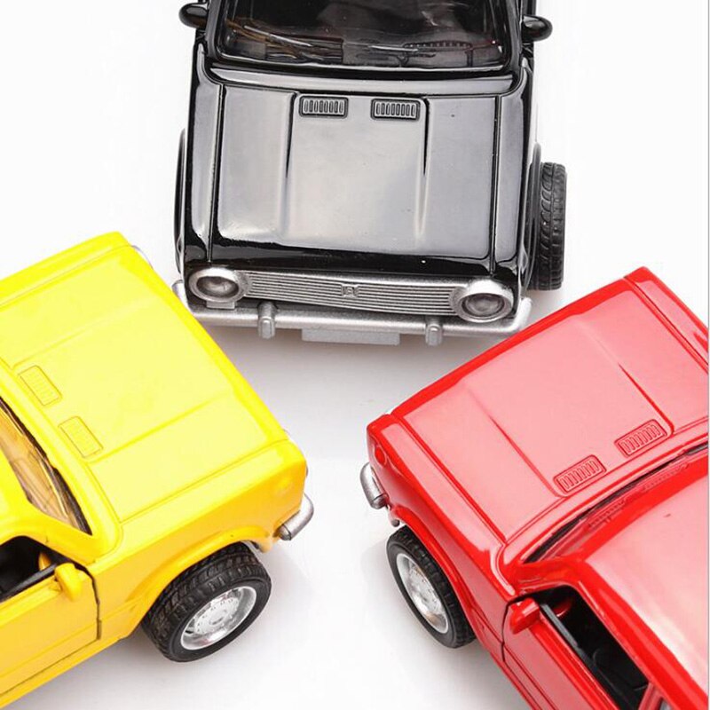 12.5CM 1:32 Scale Metal Alloy Classic Russia Soviet Union Lada Auto Car Model Pull back Model Diecast Vehicles Toys F Children 12.5CM 1:32 Scale Metal Alloy Classic Russia Soviet Union Lada Auto Car Model Pull back Model Diecast Vehicles Toys F Children
