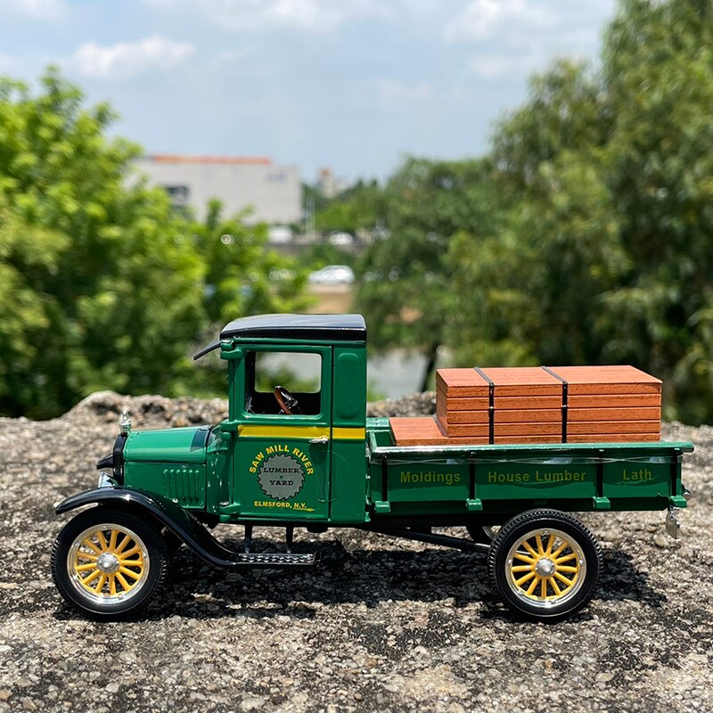 15CM 1:32 Scale Metal Alloy High Simulation Classic For Ford US Army Truck Model Diecast Vehicles Toys collection no color box 15CM 1:32 Scale Metal Alloy High Simulation Classic For Ford US Army Truck Model Diecast Vehicles Toys collection no color box
