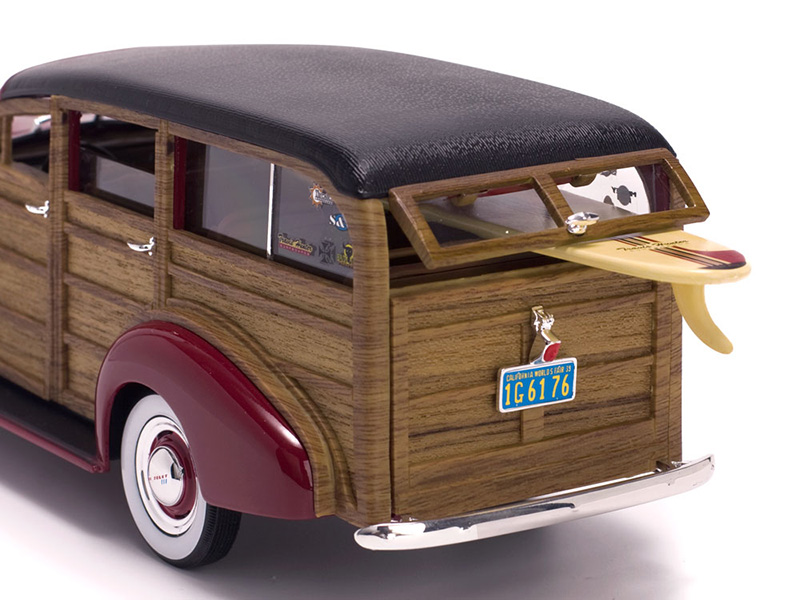1/18 Scale Alloy Diecast 1939 Chevrolet Woody Surf Wagon Fleetmaster Car model Model Vehicles Toys for fans Collections
