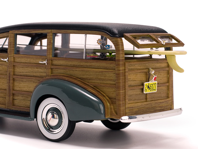 1/18 Scale Alloy Diecast 1939 Chevrolet Woody Surf Wagon Fleetmaster Car model Model Vehicles Toys for fans Collections