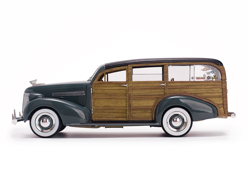 1/18 Scale Alloy Diecast 1939 Chevrolet Woody Surf Wagon Fleetmaster Car model Model Vehicles Toys for fans Collections
