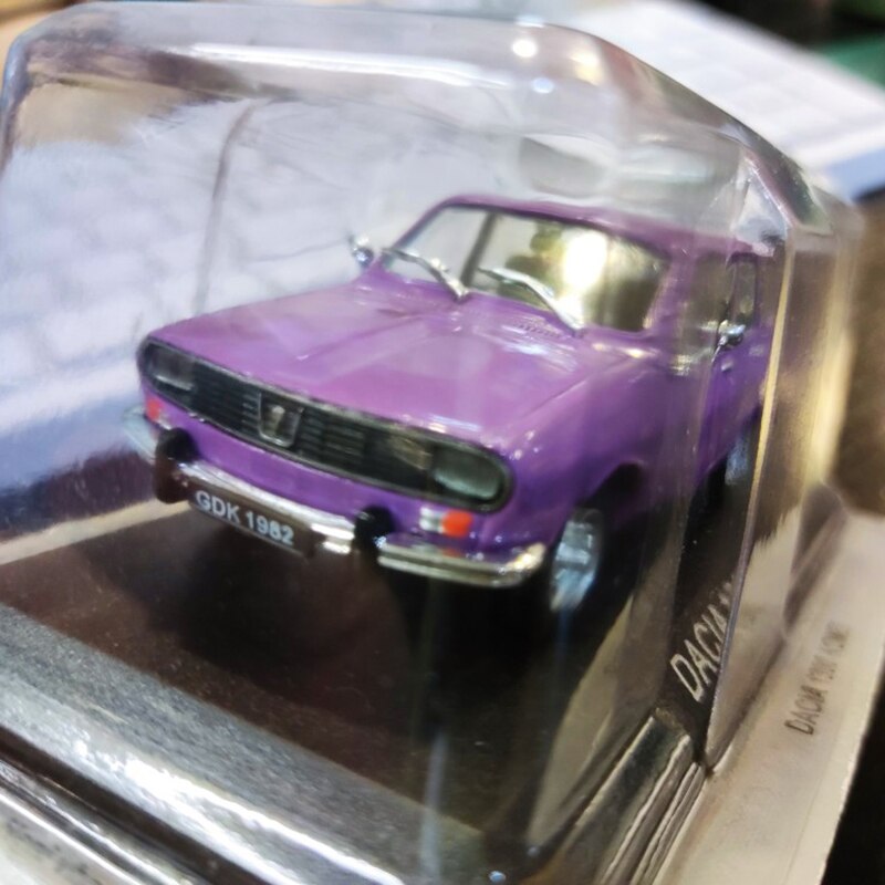 1:43 Diecast Alloy 1/43 DACIA 1300 KOMBI 1982 Simulation Classic Vehicle Model Toys Collection Artwork for Fans of Car