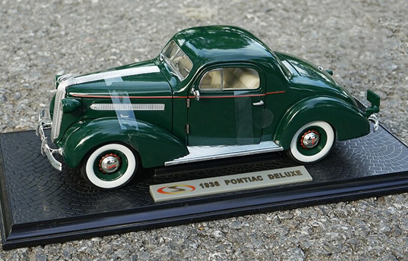 Diecast Car Model Toy 1/18 Scale Metal Alloy Classic Car Model Vintage pontiac deluxe 1936 For Collection Diecast Car Model Toy 1/18 Scale Metal Alloy Classic Car Model Vintage pontiac deluxe 1936 For Collection