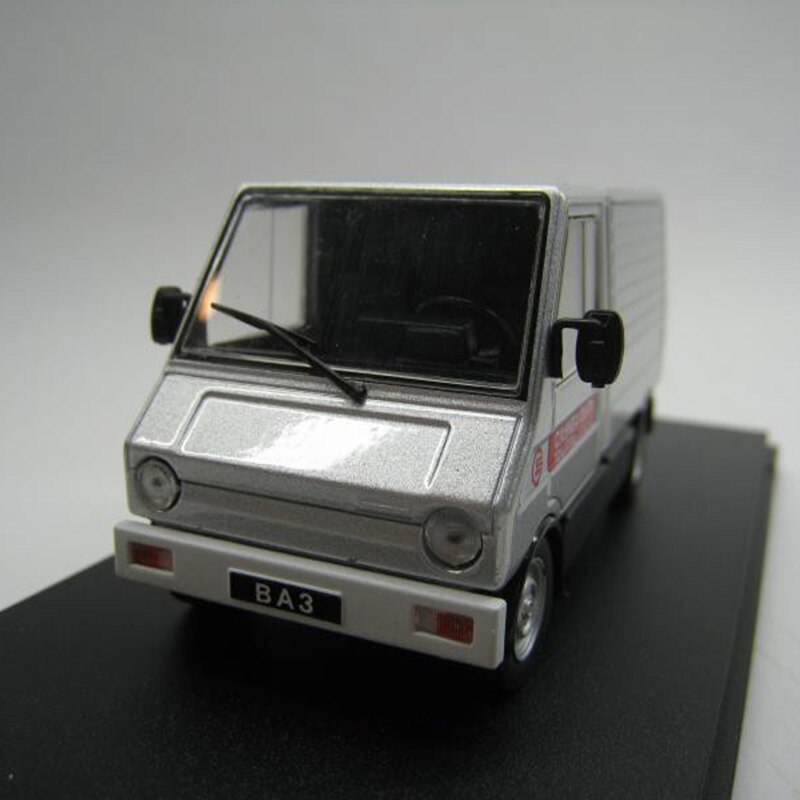 8CM 1:43 Scale Metal Alloy Soviet Union Russia Classic VAZ-2702 Car VAN Model Diecast Vehicles Toys For Collection 8CM 1:43 Scale Metal Alloy Soviet Union Russia Classic VAZ-2702 Car VAN Model Diecast Vehicles Toys For Collection