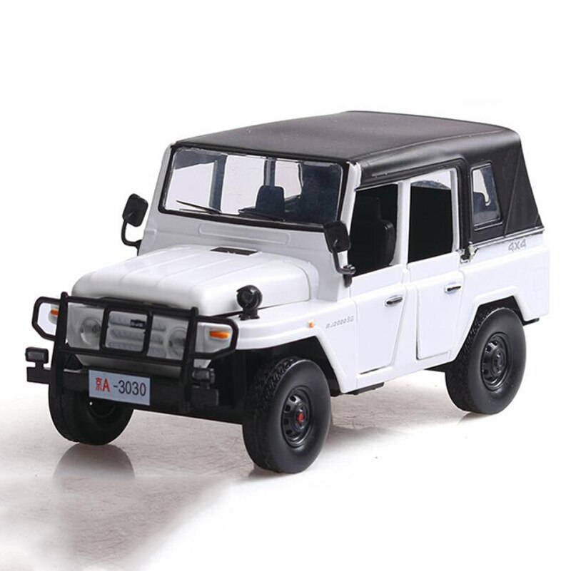 14.5CM 1:28 Scale White Color Metal Alloy Car Off Road SUV Pull Back Diecasts Vehicles Model Toys For Children Kids