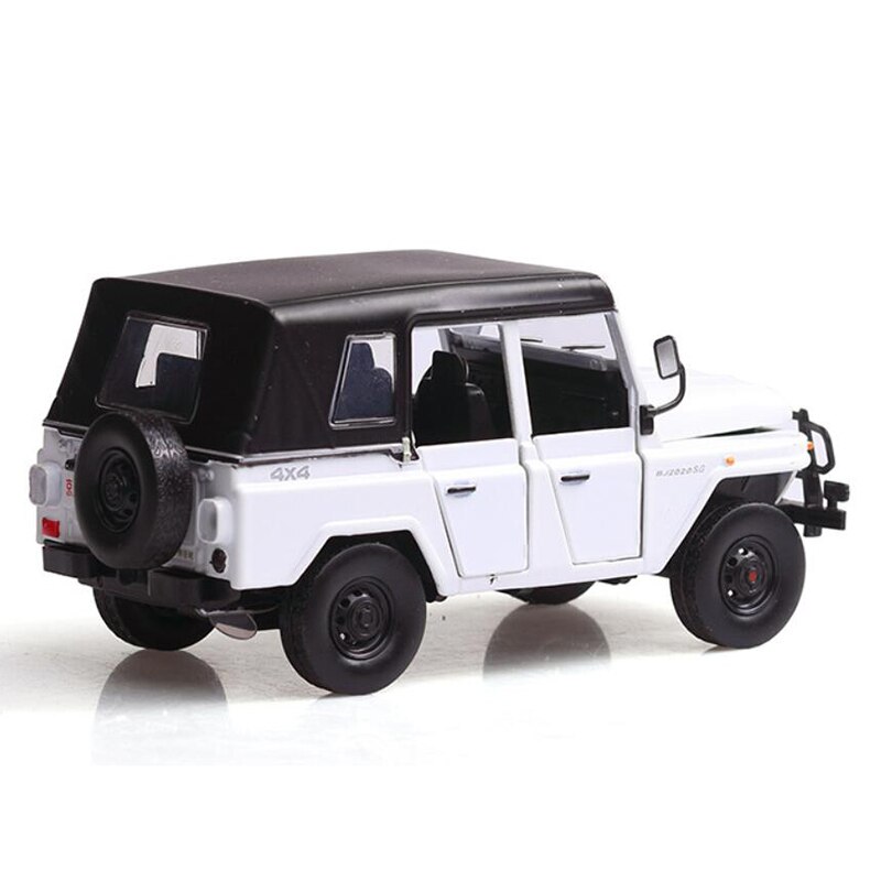 14.5CM 1:28 Scale White Color Metal Alloy Car Off Road SUV Pull Back Diecasts Vehicles Model Toys For Children Kids