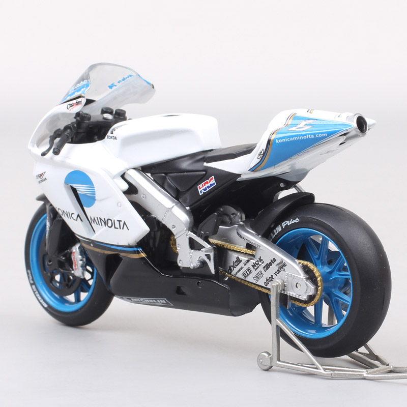 Guiloy 1/18 Scale Mini Honda Repsol RC211V #6 Makota Tamada Rider 2006 GP Racing Motorcycle Diecasts & Toy Vehicles Bike Model Guiloy 1/18 Scale Mini Honda Repsol RC211V #6 Makota Tamada Rider 2006 GP Racing Motorcycle Diecasts & Toy Vehicles Bike Model