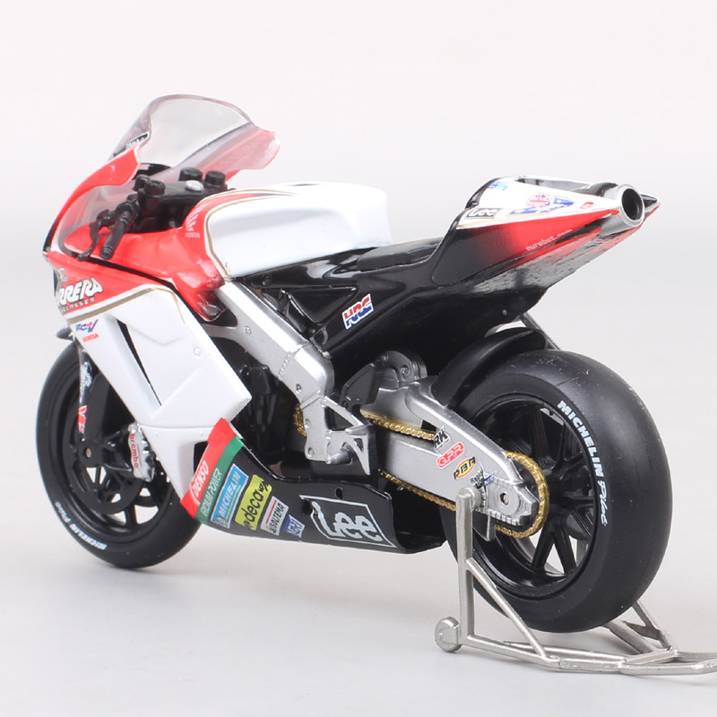 1:18 Scale Guiloy Honda RC211V Repsol #27 Rider Casey Stoner 2006 GP Motorcycle Model Diecast MotorBike Toy Vehicles Replicas 1:18 Scale Guiloy Honda RC211V Repsol #27 Rider Casey Stoner 2006 GP Motorcycle Model Diecast MotorBike Toy Vehicles Replicas
