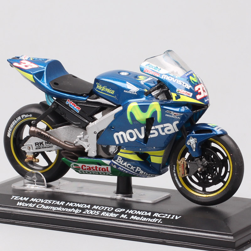 1:24 scale Italeri Team Movistar Moto Honda RC211V Racer Marco Melandri No#33 motorcycle Diecast Vehicle models GP bike toy 2005 1:24 scale Italeri Team Movistar Moto Honda RC211V Racer Marco Melandri No#33 motorcycle Diecast Vehicle models GP bike toy 2005