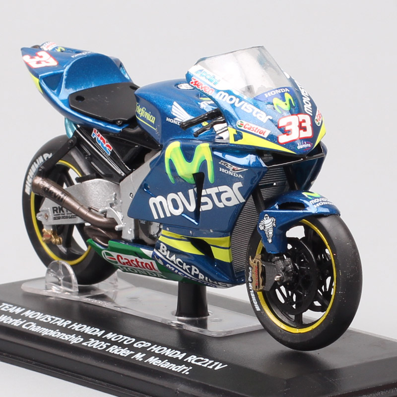 1:24 scale Italeri Team Movistar Moto Honda RC211V Racer Marco Melandri No#33 motorcycle Diecast Vehicle models GP bike toy 2005 1:24 scale Italeri Team Movistar Moto Honda RC211V Racer Marco Melandri No#33 motorcycle Diecast Vehicle models GP bike toy 2005
