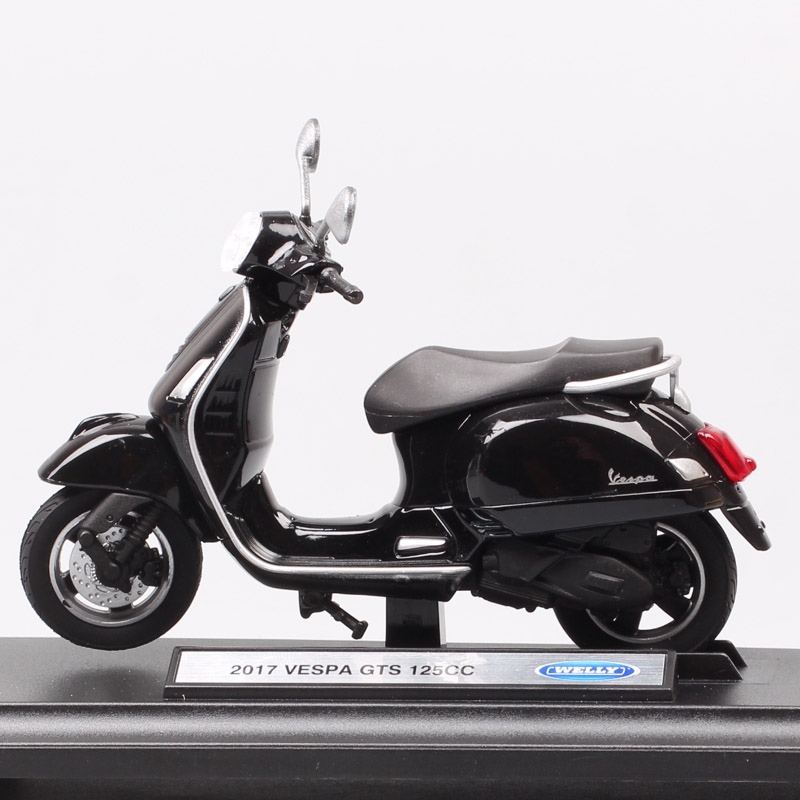 1:18 scale Welly 2017 Vespa GTS 125cc motorcycle diecast moto Scooter bike vehicles toy model souvenir Replicas gift kids boys 1:18 scale Welly 2017 Vespa GTS 125cc motorcycle diecast moto Scooter bike vehicles toy model souvenir Replicas gift kids boys