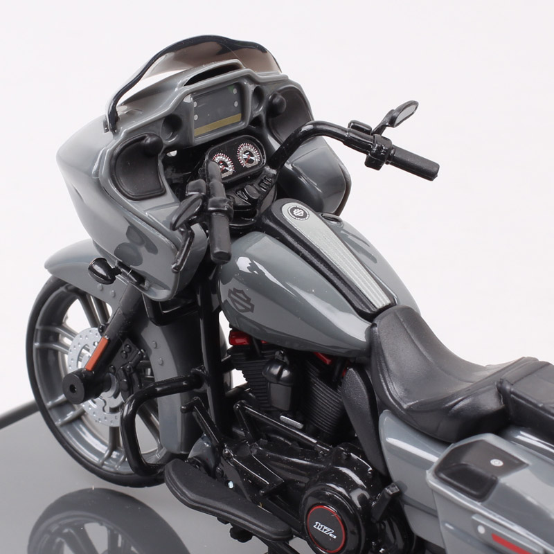 1:18 Scale Maisto 2018 HD CVO Road Glide Custom Tour Riders Bike Diecast Motorcycle Vehicle Toy Motorbike Model Kids Hobby Gift