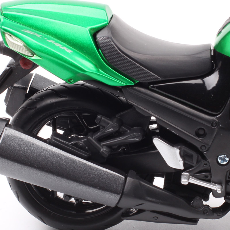 Maisto Assembly line 1:12 scale kit set the Kawasaki Ninja ZX-14 Motorcycle model ZZR1400 Diecasts & Toy Vehicles bike DIY boys
