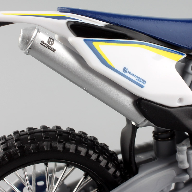 Maisto Assemble 1/12 Scale TE Husqvarna TE125 2016 Motorcycle Model Dirt Bike Motocross Enduro Off Road Model Toy DIY Install Maisto Assemble 1/12 Scale TE Husqvarna TE125 2016 Motorcycle Model Dirt Bike Motocross Enduro Off Road Model Toy DIY Install
