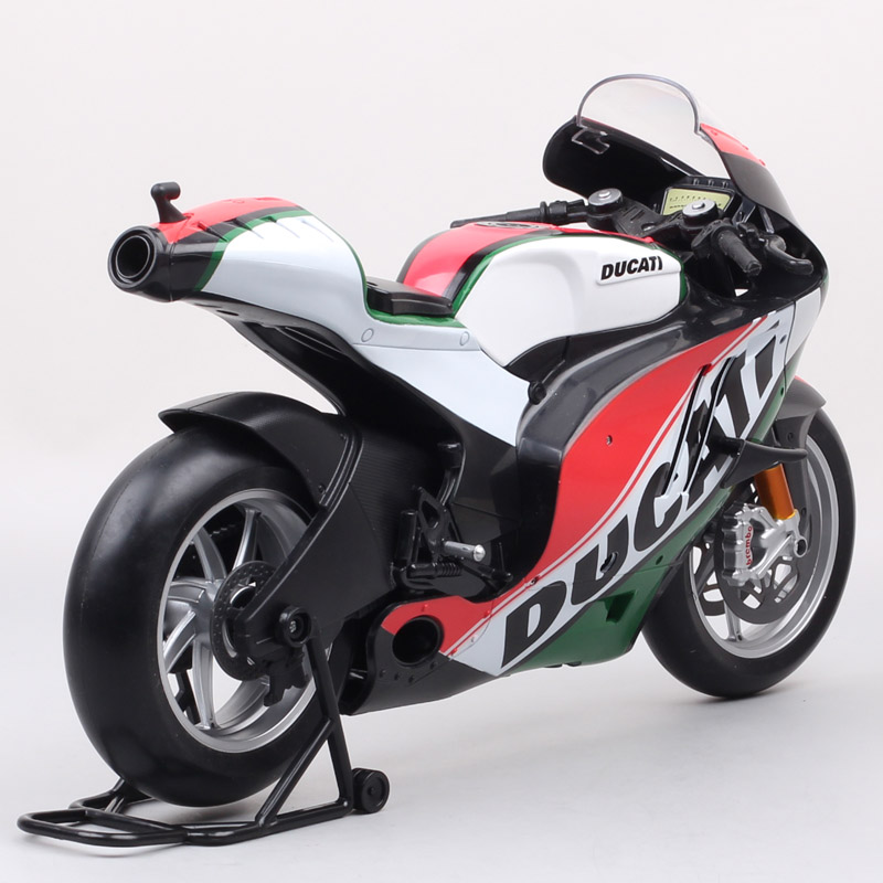 1:6 scale maisto big large Ducati Desmosedici RR GP11 2011 model racing moto bike Diecast Toy motorcycle Germany Italy gift boys 1:6 scale maisto big large Ducati Desmosedici RR GP11 2011 model racing moto bike Diecast Toy motorcycle Germany Italy gift boys