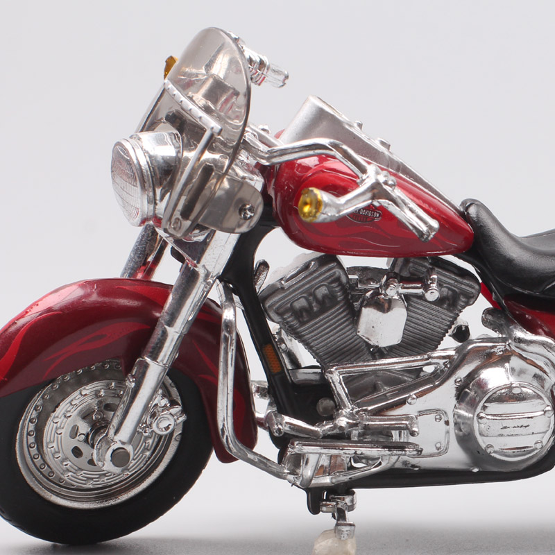 1:18 scale maisto 2001 FLHRSEI CVO Custom Road King Cruiser bike Diecast Vehicle street motorcycle toy Replicas of kids gifts 1:18 scale maisto 2001 FLHRSEI CVO Custom Road King Cruiser bike Diecast Vehicle street motorcycle toy Replicas of kids gifts