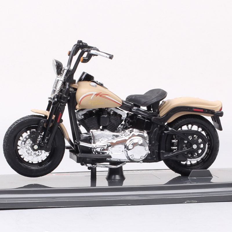 1:18 scale maisto Harley FLSTSB Cross Bones 2008 Softail bike Diecast Vehicle street motorcycle model toys gift of adult hobby