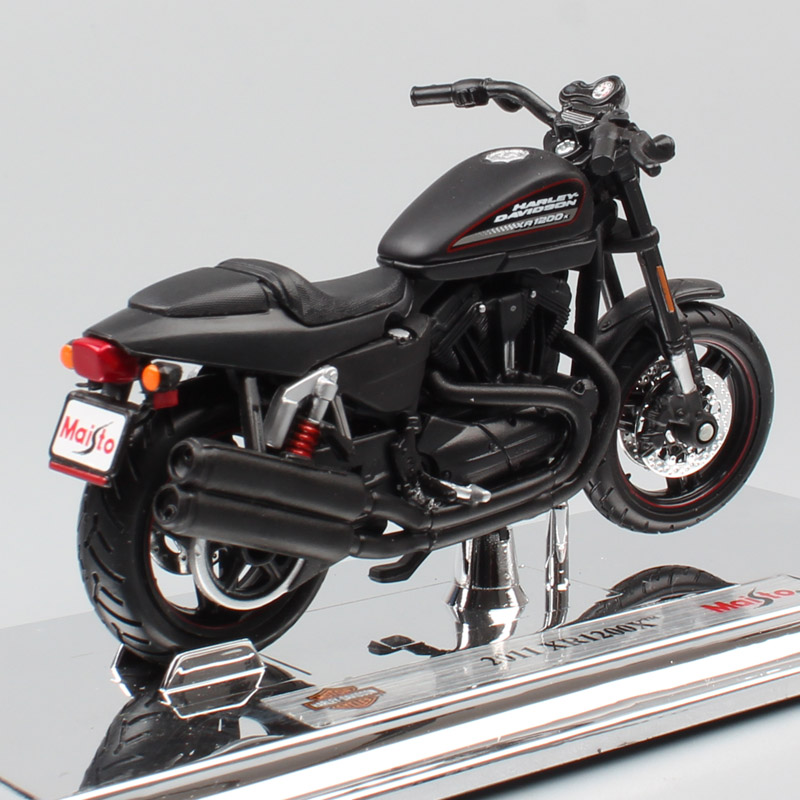 1/18 scale maisto 2011 XR1200X SuperLow rider Roadster bike Sportster retro cycle Diecasts Vehicle motorcycle moto toy kid gifts 1/18 scale maisto 2011 XR1200X SuperLow rider Roadster bike Sportster retro cycle Diecasts Vehicle motorcycle moto toy kid gifts