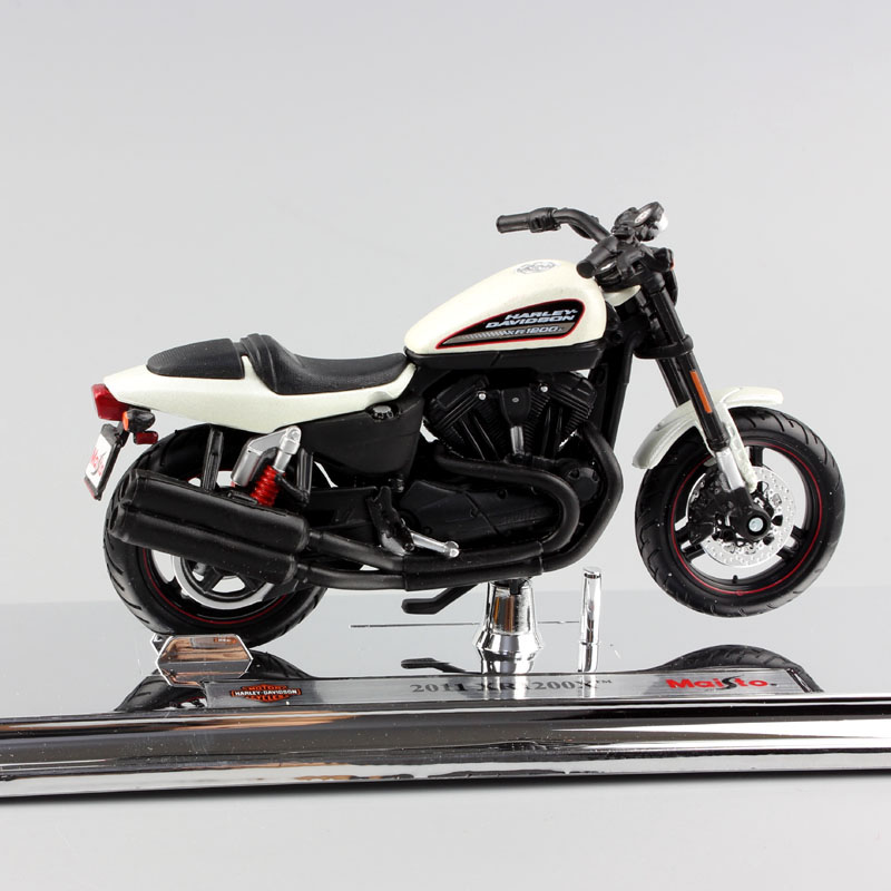 1/18 scale maisto 2011 XR1200X SuperLow rider Roadster bike Sportster retro cycle Diecasts Vehicle motorcycle moto toy kid gifts 1/18 scale maisto 2011 XR1200X SuperLow rider Roadster bike Sportster retro cycle Diecasts Vehicle motorcycle moto toy kid gifts