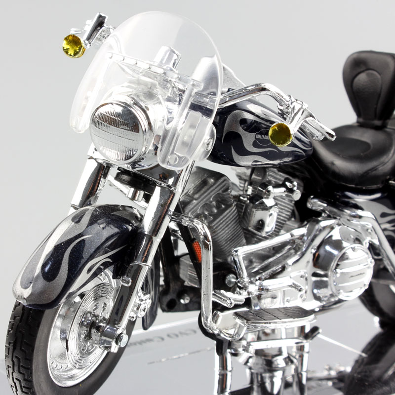 1/18 Scale 2002 FLHRSEI CVO Custom Screamin Eagle Road King Diecast modeling motorcycle street Cruiser bike toys Replicas 1/18 Scale 2002 FLHRSEI CVO Custom Screamin Eagle Road King Diecast modeling motorcycle street Cruiser bike toys Replicas