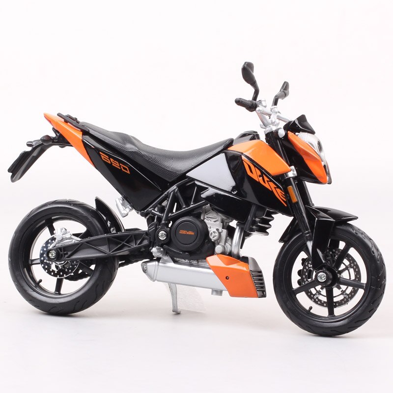 Classics 1:12 Maisto Scales 690 Duke Supermoto Diecast Racing Miniature Moto Bike Vehicles Motorcycle Model Gifts For Kids Toys Classics 1:12 Maisto Scales 690 Duke Supermoto Diecast Racing Miniature Moto Bike Vehicles Motorcycle Model Gifts For Kids Toys