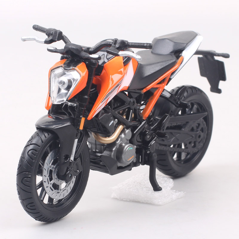 Bburago 1:18 Scales Small 250 Duke Street Bike Motorcycle Diecasts & Toy Vehicles Miniatures Gift Moto Replicas for Kids Boys