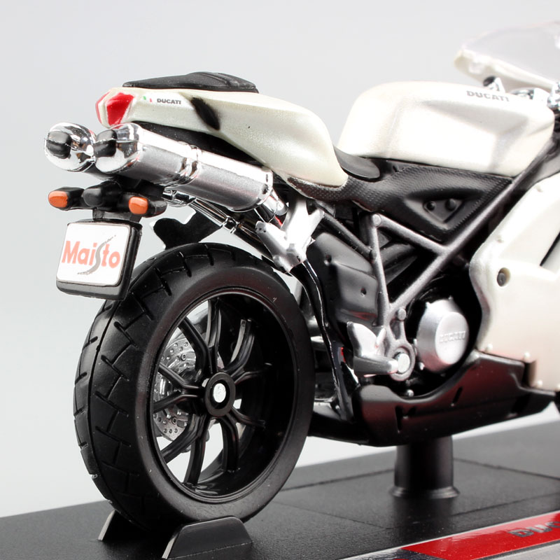 Maisto 1:18 scale Children Superbike 848 EVO metal motorcycle race bike car Diecast model collection Toys Vehicles for kids 2017