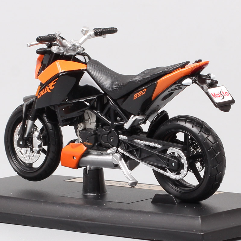 1 18 Maisto 690 Duke III Supermoto Enduro Streetfighter Scale Motorcycle Vehicles Diecast Model Toy Bike Racing Replicas Of Boy