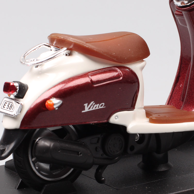 Childrens 1/18 Scale Welly YAMAHA VINO YJ50R Scooter Motor Road Bike Diecasts & Toy Vehicles Motorcycle Models Thumbnails Boys