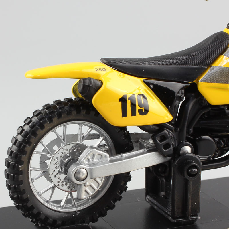 1/18 Scale Maisto No.119 SUZUKI RM250 dirt bikes Motocross MX AMA Bicycle superbike metal diecast motorcycle model Toys for boys 1/18 Scale Maisto No.119 SUZUKI RM250 dirt bikes Motocross MX AMA Bicycle superbike metal diecast motorcycle model Toys for boys