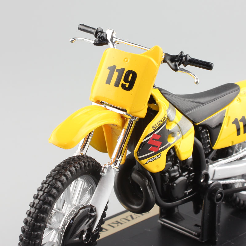 1/18 Scale Maisto No.119 SUZUKI RM250 dirt bikes Motocross MX AMA Bicycle superbike metal diecast motorcycle model Toys for boys 1/18 Scale Maisto No.119 SUZUKI RM250 dirt bikes Motocross MX AMA Bicycle superbike metal diecast motorcycle model Toys for boys