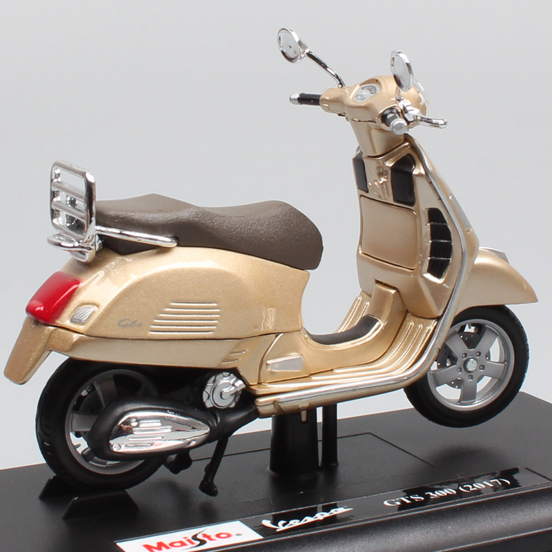 1:18 scale maisto Piaggio Vespa GTS 300 scooter motorcycle diecast vehicles sports motor bike toys models for children 2017 gold