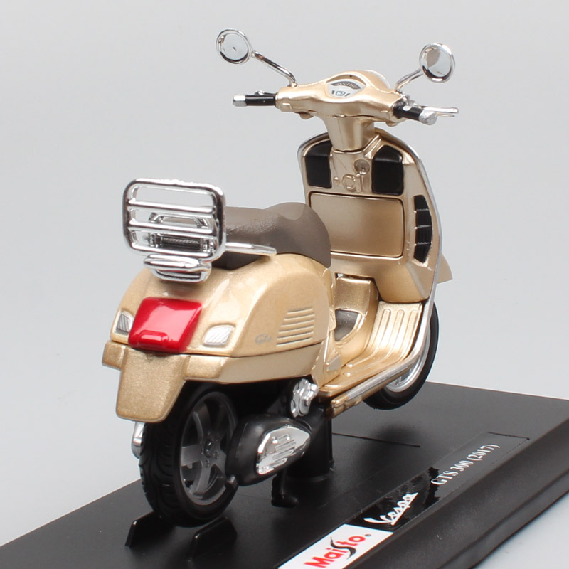 1:18 scale maisto Piaggio Vespa GTS 300 scooter motorcycle diecast vehicles sports motor bike toys models for children 2017 gold