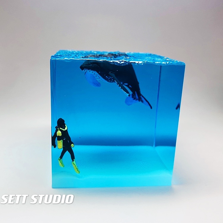 SETT STUDIO Whale Shark Humpback Whale Diver Creative Decoration Fish Ocean Collector Toy Gift Adult Handmade Figure 4.5cm