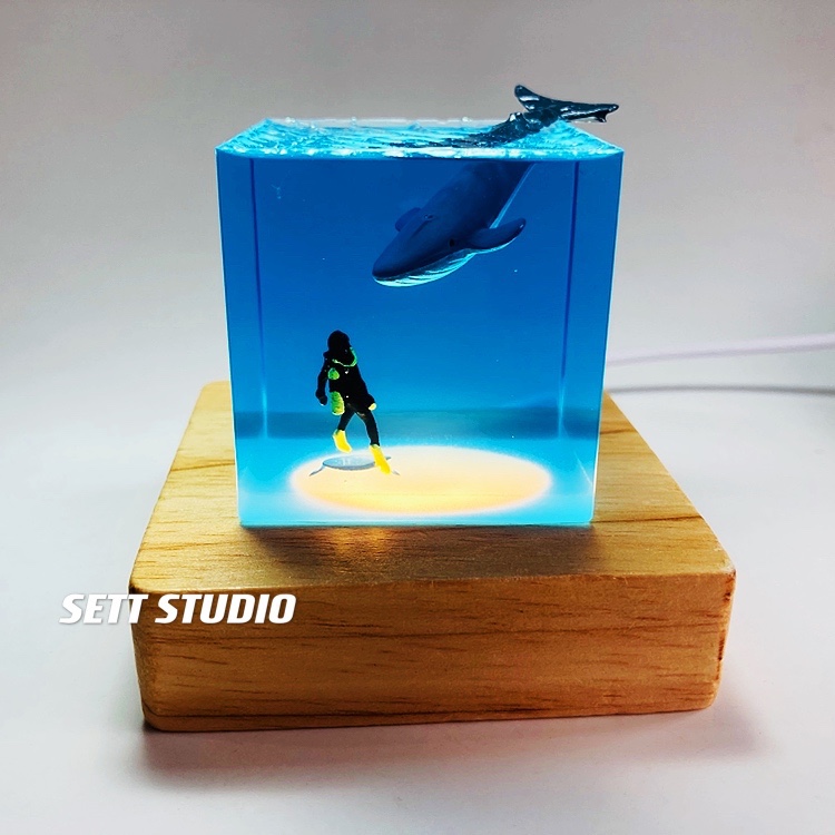 SETT STUDIO Whale Shark Humpback Whale Diver Creative Decoration Fish Ocean Collector Toy Gift Adult Handmade Figure 4.5cm