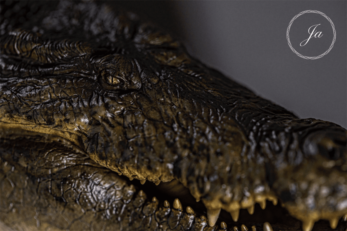 JA STUDIO 1/35 Crocodylus Niloticus Gustave Statue Figure Realistic Animal Collector GK Decoration Kids Gift Model Toy
