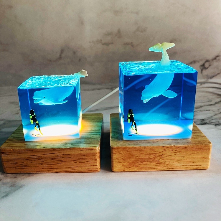 SETT STUDIO Beluga Whale Diver Decoration Fish Ocean Animal Collector Luminous Toys Gift Creative Adult Handmade Figure Model SETT STUDIO Beluga Whale Diver Decoration Fish Ocean Animal Collector Luminous Toys Gift Creative Adult Handmade Figure Model