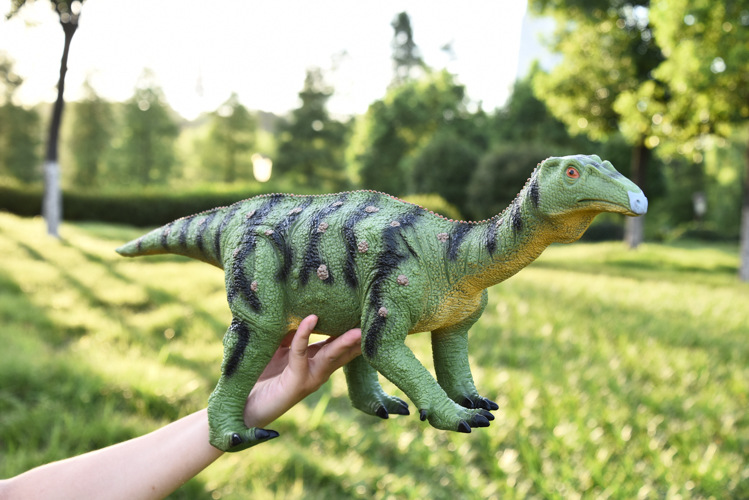 Saichania Dinosaur Figure Ankylosaurus Animal Model Collector Ankylo Kids Toys Simulation Model Animal Collector Decor