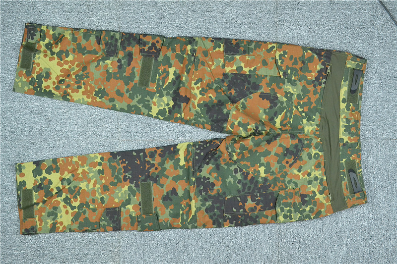 Mege Tactical Camouflage Military Combat Uniform Set Shirts Cargo Pants with Pads G3 Outdoor Soldier Airsoft Paintball Clothing