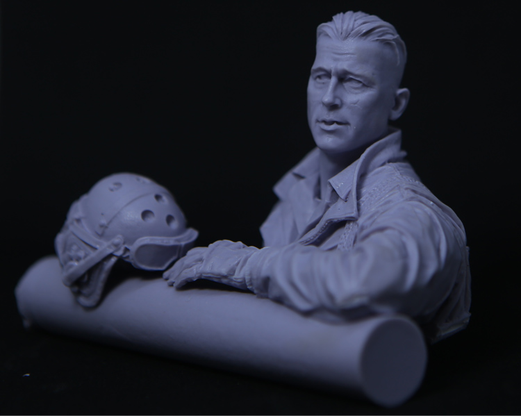 1:10Scale Die-cast Resin Movie Fury Brad Pitt Character Scene Model Resin Assembly Model Free Shipping