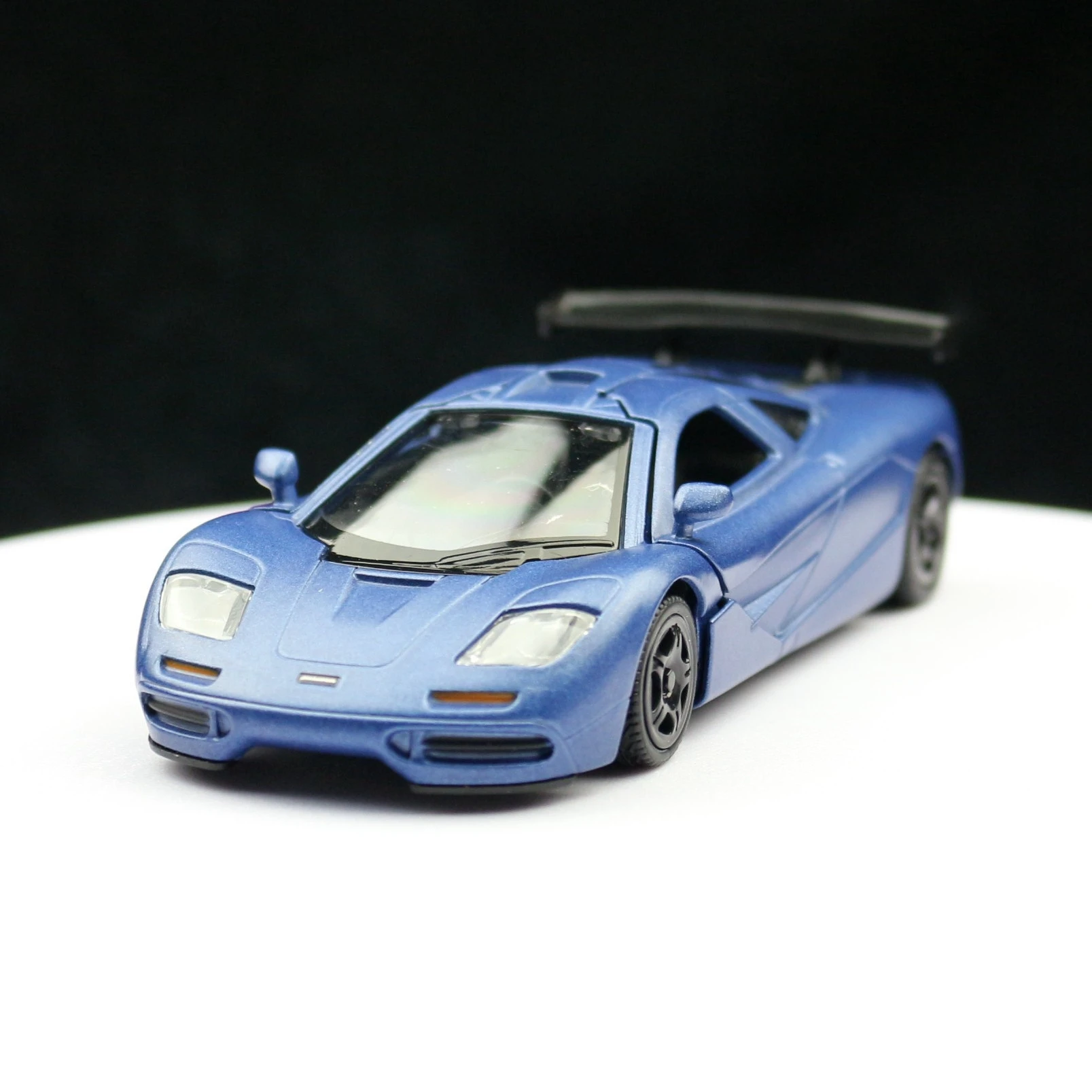 1/36 McLaren F1 Toy Car For Children RMZ City Diecast Miniature Vehicle Super Racing Model Pull Back Collection Gift for Boys 1/36 McLaren F1 Toy Car For Children RMZ City Diecast Miniature Vehicle Super Racing Model Pull Back Collection Gift for Boys