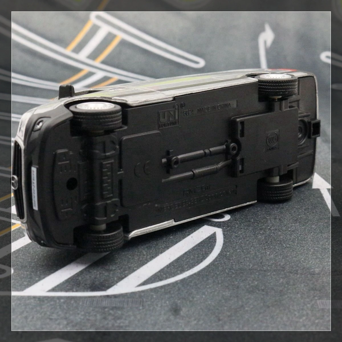 Mercedes-Benz Sprinter Toy Car Model 1/36 RMZ City Diecast Alloy Miniature Pull Back Doors Openable Collection Gift for Children Mercedes-Benz Sprinter Toy Car Model 1/36 RMZ City Diecast Alloy Miniature Pull Back Doors Openable Collection Gift for Children