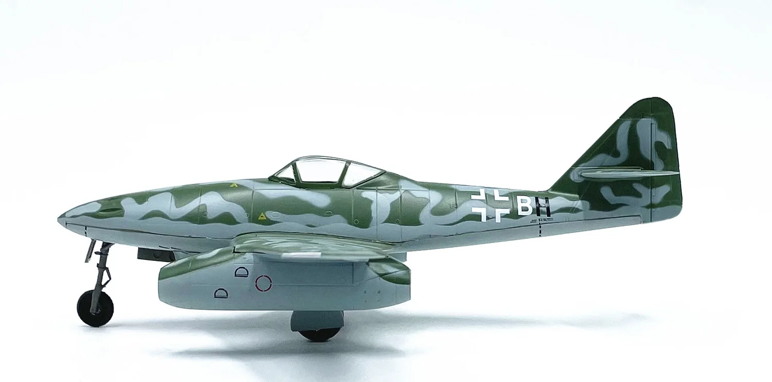 1: 72 36407 German ME262 jet fighter aircraft model  Finished product collection model