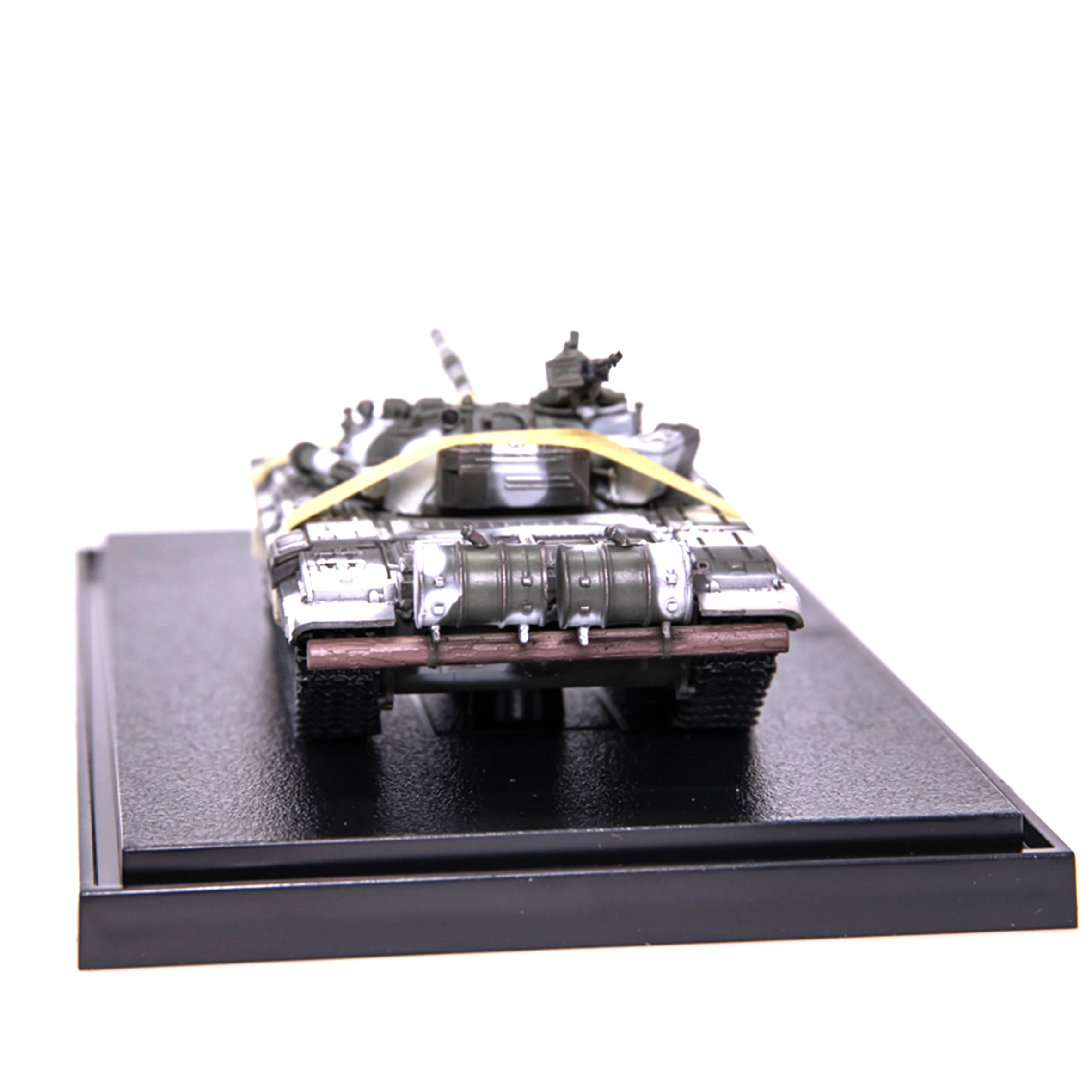 1: 72 AR Russian T-72A T72 Main Battle Tank Model Guard Snow Camo Coating Finished product collection model