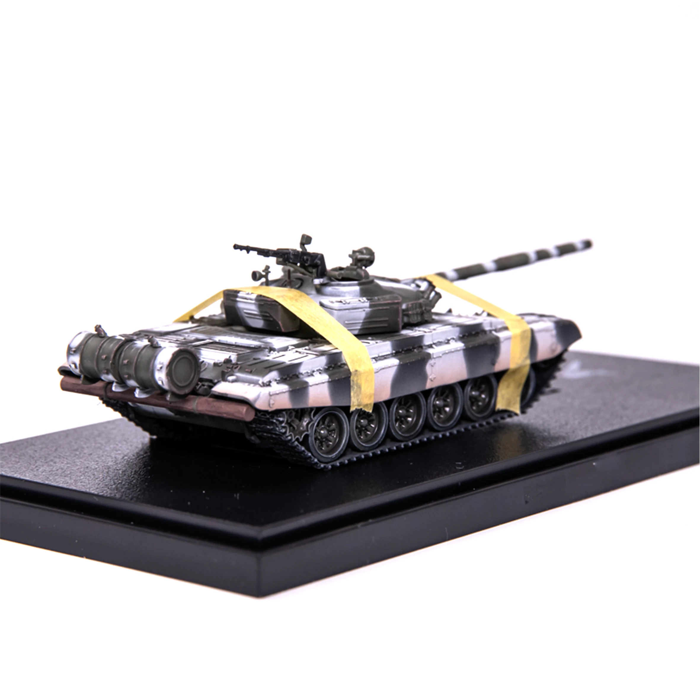 1: 72 AR Russian T-72A T72 Main Battle Tank Model Guard Snow Camo Coating Finished product collection model