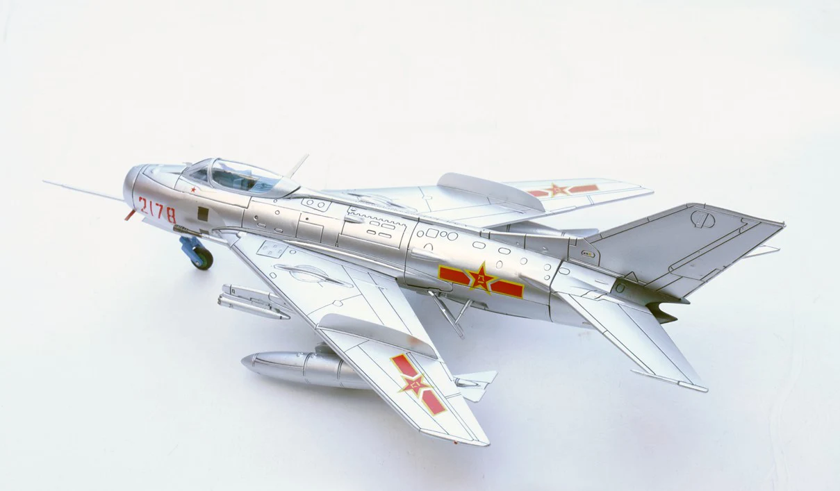 1/72 Chinese J-6 Fighter Model 2178# Alloy finished product collection model 1/72 Chinese J-6 Fighter Model 2178# Alloy finished product collection model